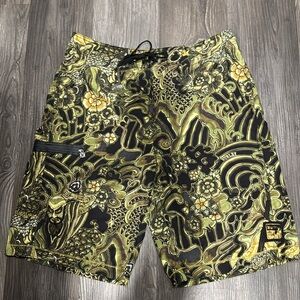 Men’s Hurley Japanese Style Tattoo Print Board Shorts Size 32